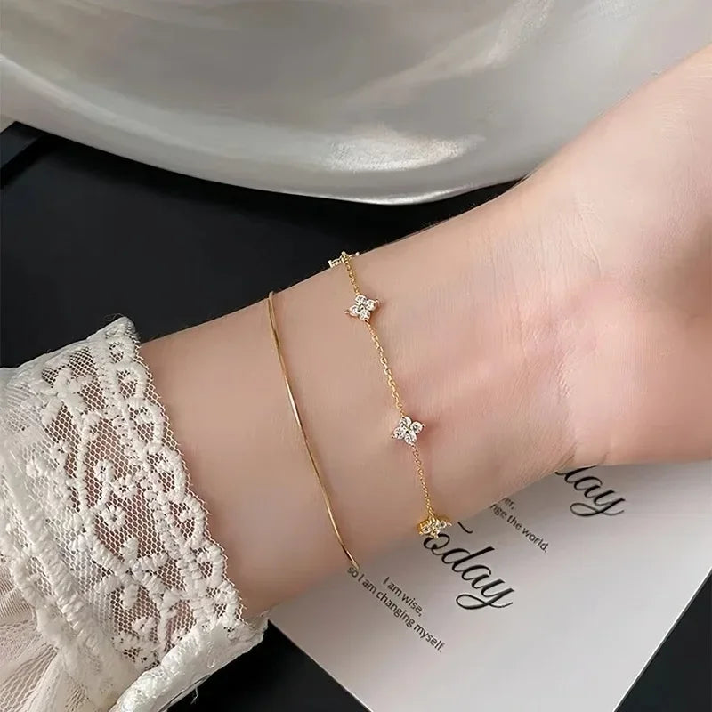 925 Sterling Silver Shiny Zircon Flower