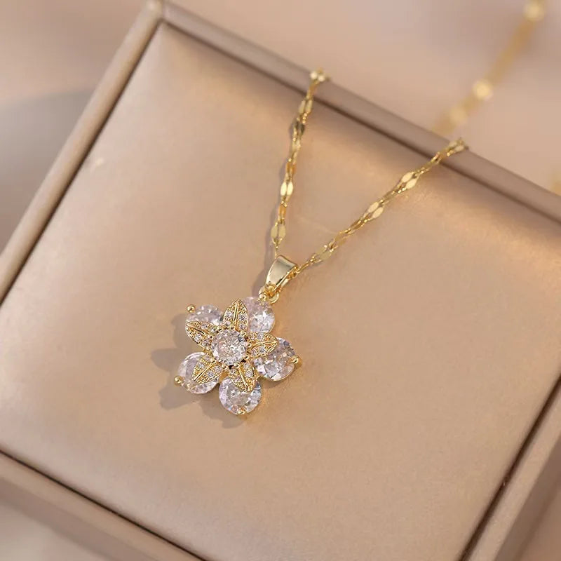 LuxeBlossom Necklace