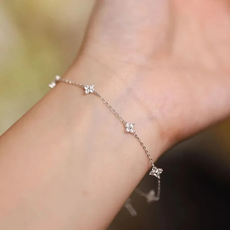 925 Sterling Silver Shiny Zircon Flower