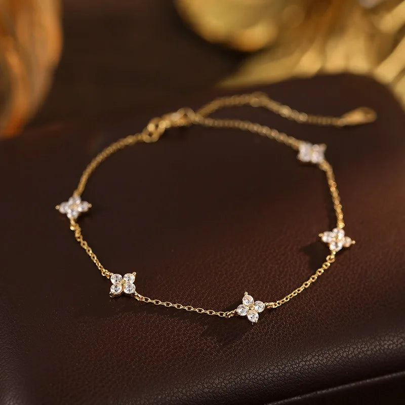 925 Sterling Silver Shiny Zircon Flower