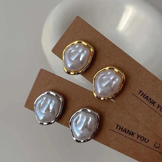 Luna Shape Earrings